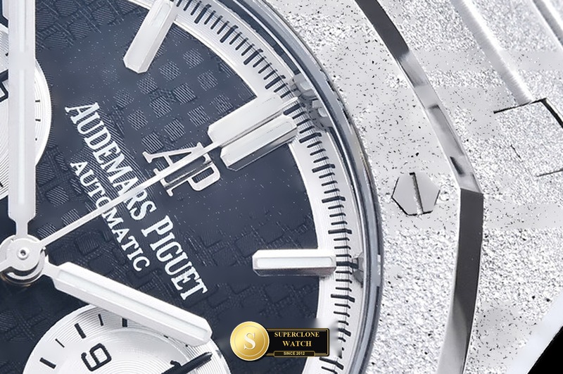 Audemars Piguet Ref. 26240 DDF - Lateral Bezel & Sapphire Crystal Profile (Photo 6 of 27)