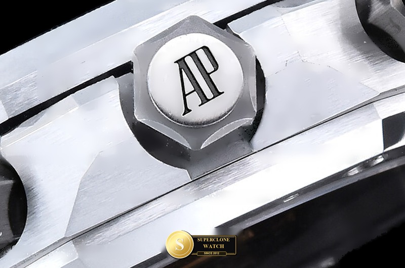 Audemars Piguet Ref. 26240 DDF - Crown Guard & Dial Lume Verification (Photo 16 of 27)