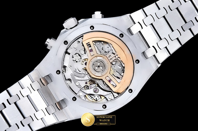 Audemars Piguet Ref. 26240 DDF - On-Wrist Presence & Case Thickness View (Photo 21 of 27)