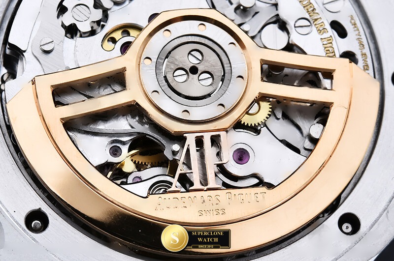 Audemars Piguet Ref. 26240 DDF - On-Wrist Presence & Case Thickness View (Photo 23 of 27)