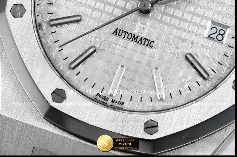 Audemars Piguet Ref. AP0975A ZF - Lug-to-Lug & Rehaut Engraving View (Photo 5 of 9)