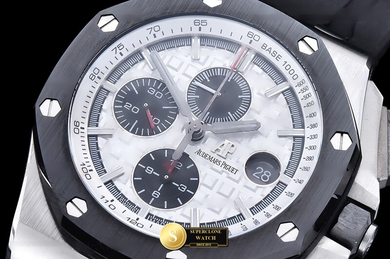 Audemars Piguet Ref. 26400 JF - Lug-to-Lug & Rehaut Engraving View (Photo 5 of 26)