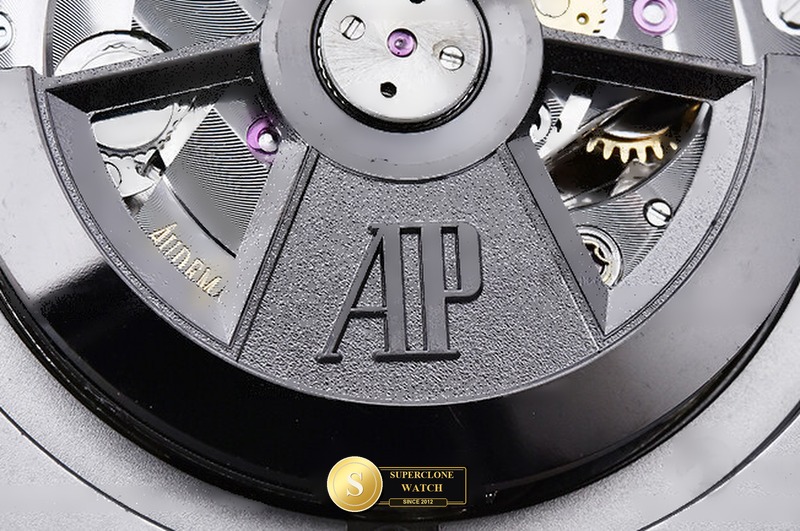 Audemars Piguet Ref. 26400 JF - On-Wrist Presence & Case Thickness View (Photo 21 of 26)