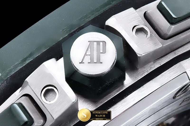 Audemars Piguet Ref. 26400 JF - On-Wrist Presence & Case Thickness View (Photo 15 of 26)
