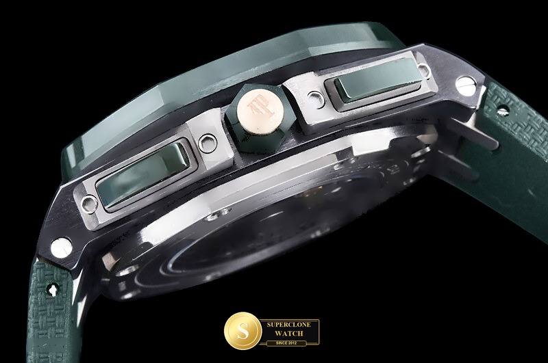 Audemars Piguet Ref. AP0977C JF - On-Wrist Presence & Case Thickness View (Photo 11 of 25)