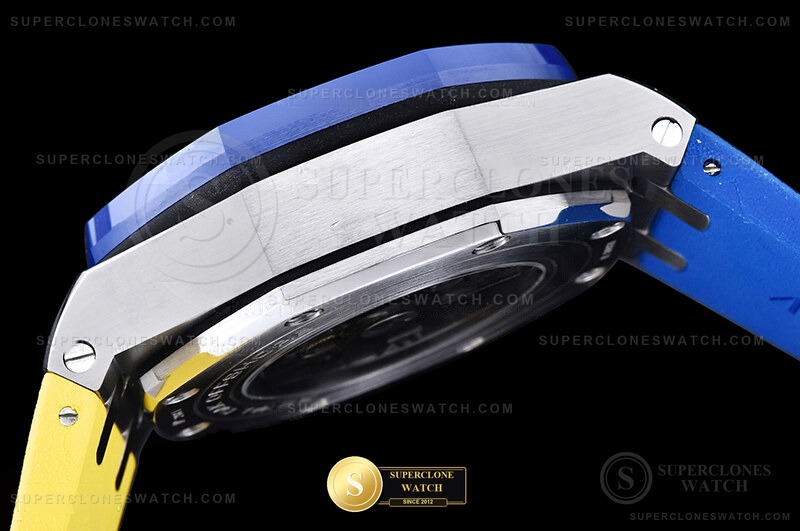 Audemars Piguet Ref. 26400 JF - On-Wrist Presence & Case Thickness View (Photo 15 of 25)
