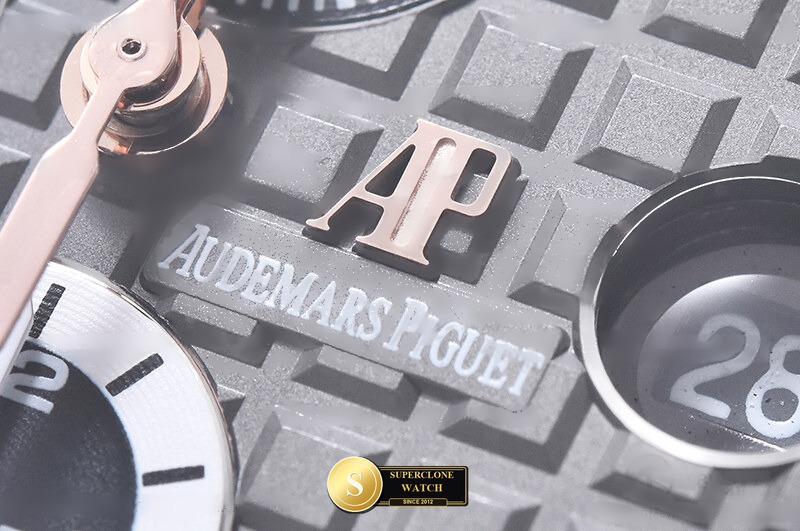 Audemars Piguet Ref. AP0980D JF - Crown Guard & Dial Lume Verification (Photo 8 of 25)