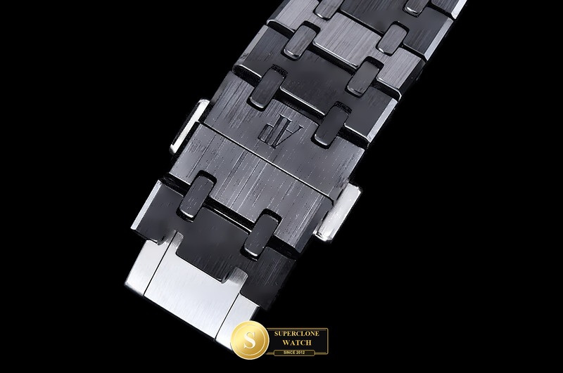 Audemars Piguet Ref. AP0982 ZF - Crown Guard & Dial Lume Verification (Photo 12 of 30)
