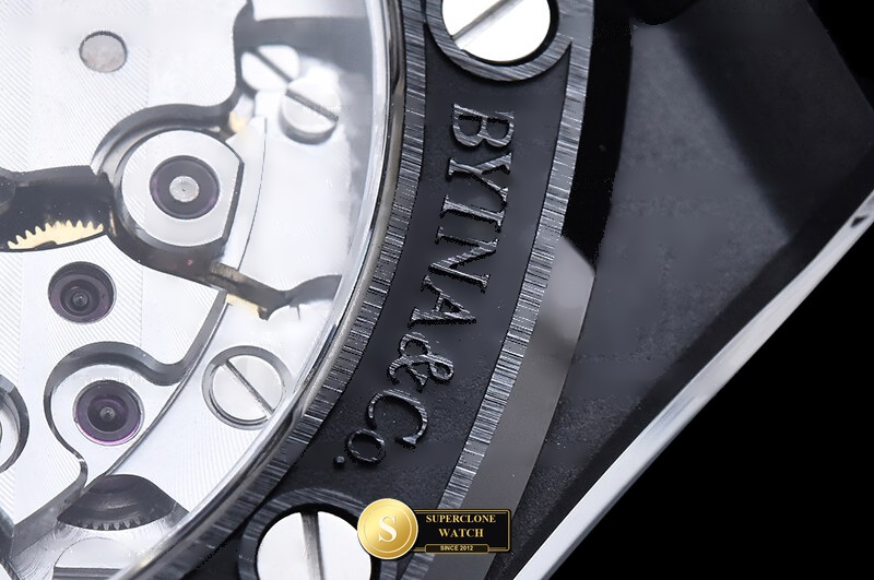 Audemars Piguet Ref. AP0982 ZF - On-Wrist Presence & Case Thickness View (Photo 19 of 30)