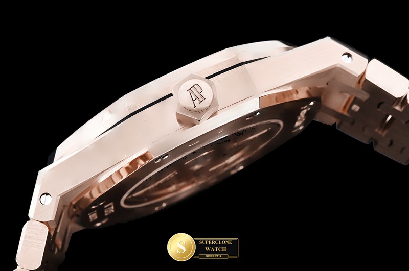 Audemars Piguet Ref. AP0929A ZF - On-Wrist Presence & Case Thickness View (Photo 15 of 28)