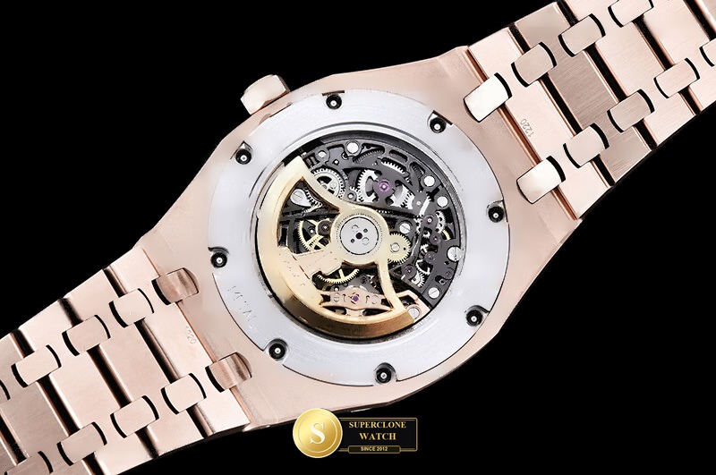 Audemars Piguet Ref. AP0929A ZF - On-Wrist Presence & Case Thickness View (Photo 21 of 28)