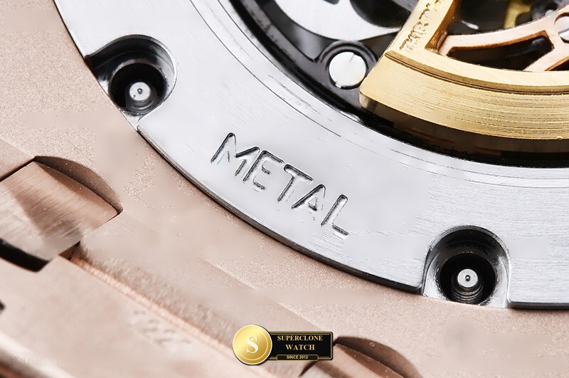 Audemars Piguet Ref. AP0929A ZF - Crown Guard & Dial Lume Verification (Photo 22 of 28)