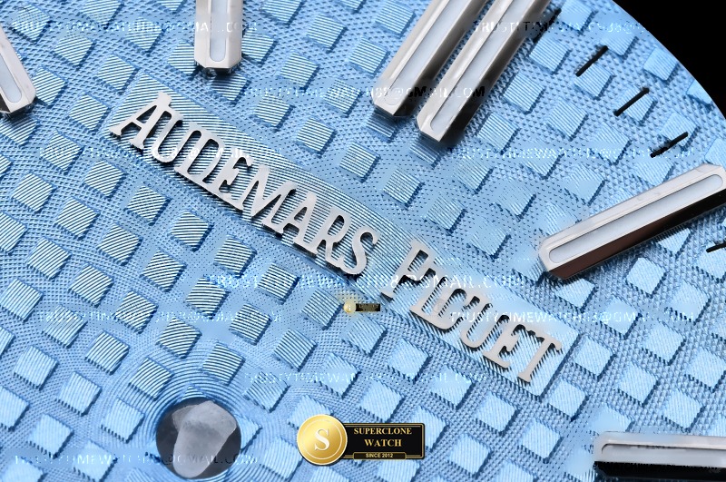 Audemars Piguet Ref. APACC0018 SWF - Case Profile & Crown Architecture (Photo 2 of 8)