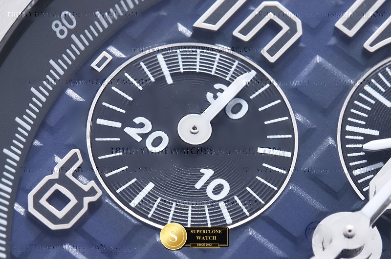 Audemars Piguet Ref. AP0867B ASIAN - On-Wrist Presence & Case Thickness View (Photo 9 of 24)