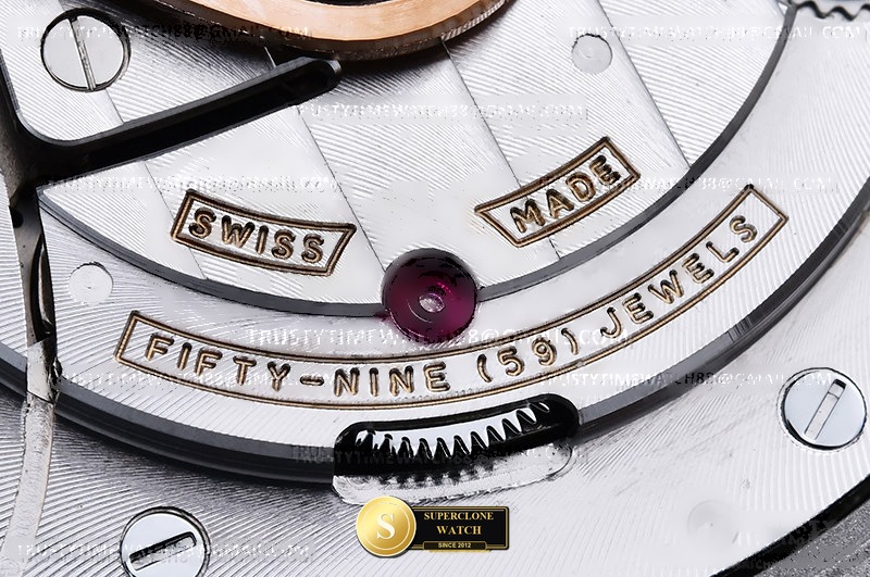 Audemars Piguet Ref. AP0867B ASIAN - On-Wrist Presence & Case Thickness View (Photo 21 of 24)