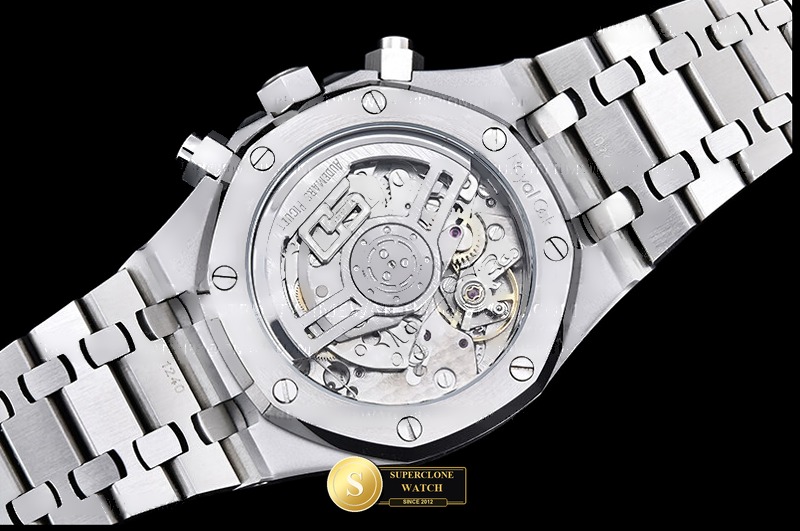 Audemars Piguet Ref. AP0879B ASIAN - On-Wrist Presence & Case Thickness View (Photo 17 of 23)