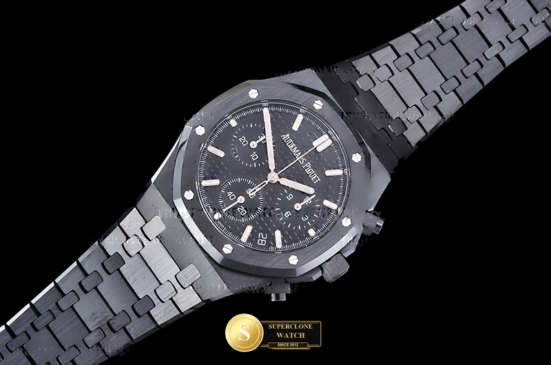 Audemars Piguet Ref. 26240 APSF - Lug-to-Lug & Rehaut Engraving View (Photo 5 of 24)