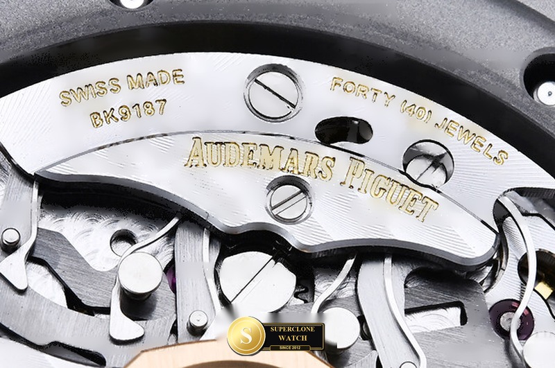 Audemars Piguet Ref. 26240 ZF - On-Wrist Presence & Case Thickness View (Photo 21 of 24)