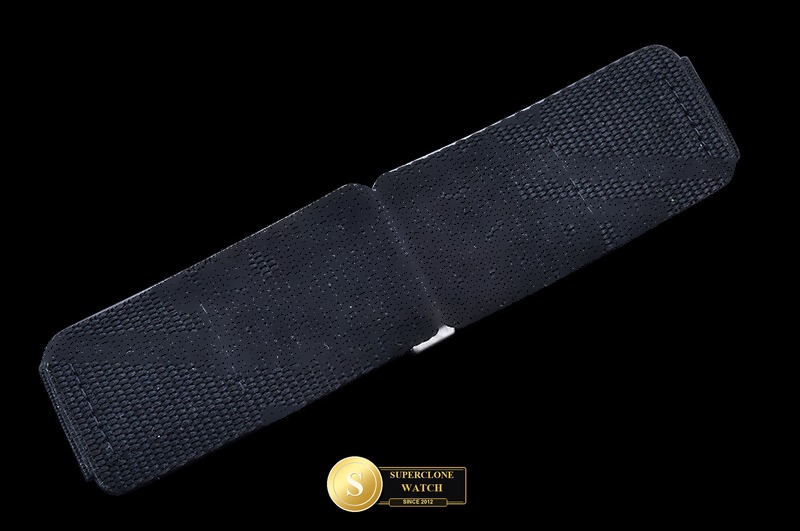 Bell & Ross Ref. BR151B WMF - On-Wrist Presence & Case Thickness View (Photo 25 of 27)