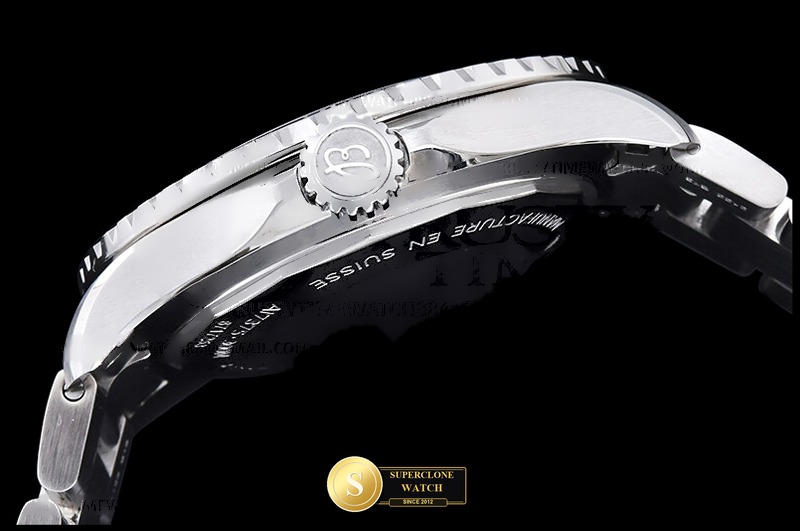 Breitling Ref. BSW0525C ASIAN - Crown Guard & Dial Lume Verification (Photo 12 of 24)