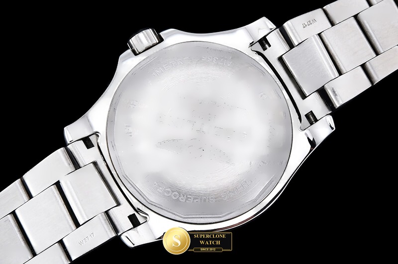 Breitling Ref. BSW0531B TF - Crown Guard & Dial Lume Verification (Photo 18 of 24)