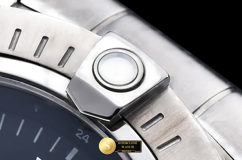 Breitling Ref. BSW0534C TF - Crown Guard & Dial Lume Verification (Photo 10 of 24)
