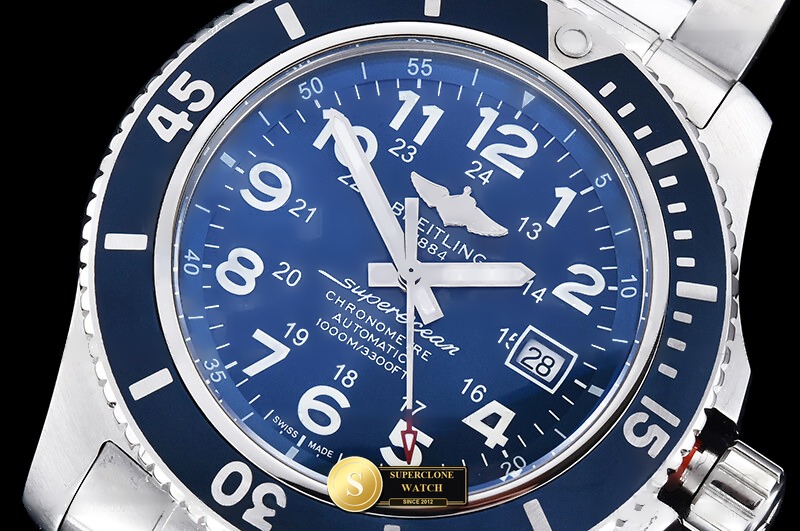 Breitling Ref. BSW0539A TF - Lug-to-Lug & Rehaut Engraving View (Photo 5 of 21)
