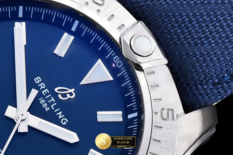 Breitling Ref. BSW0540B OXF - Lateral Bezel & Sapphire Crystal Profile (Photo 6 of 24)