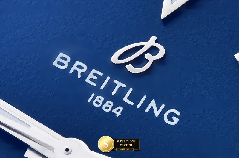 Breitling Ref. BSW0540B OXF - On-Wrist Presence & Case Thickness View (Photo 11 of 24)