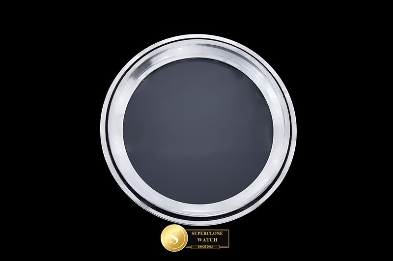 Breitling Ref. BSW0549D OXF - Crown Guard & Dial Lume Verification (Photo 26 of 27)