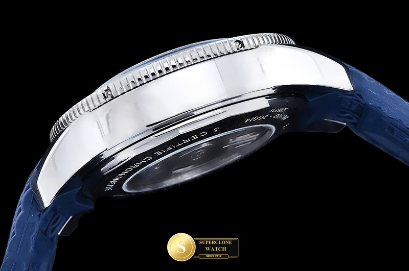 Breitling Ref. BSW0550A OXF - Crown Guard & Dial Lume Verification (Photo 16 of 31)