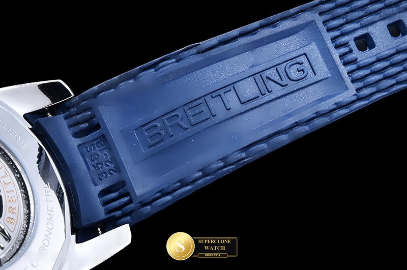 Breitling Ref. BSW0550A OXF - On-Wrist Presence & Case Thickness View (Photo 17 of 31)