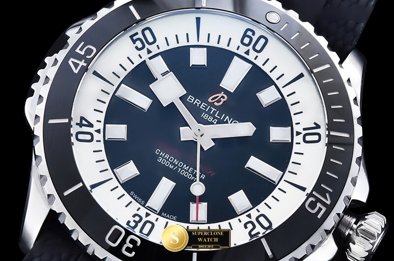 Breitling Ref. BSW0551D BLF - Lug-to-Lug & Rehaut Engraving View (Photo 5 of 25)