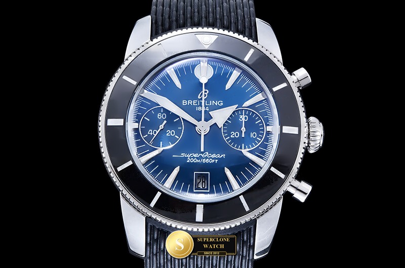 Breitling Ref. BSW0553C OXF - Clasp & Solid 904L Bracelet Detail (Photo 3 of 24)