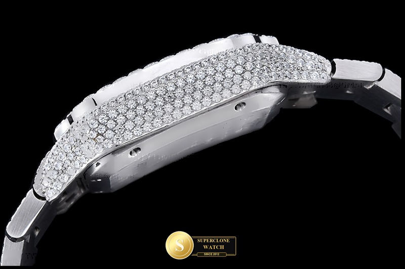 Cartier Ref. CAR0589C TWF - On-Wrist Presence & Case Thickness View (Photo 15 of 20)