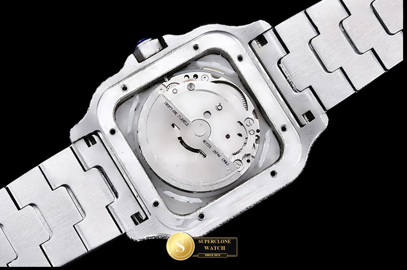 Cartier Ref. CAR0589C TWF - On-Wrist Presence & Case Thickness View (Photo 17 of 20)
