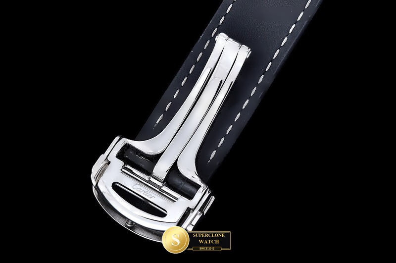 Cartier Ref. CAR0641G RICH - On-Wrist Presence & Case Thickness View (Photo 11 of 19)