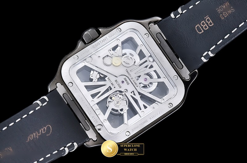 Cartier Ref. CAR0641G RICH - On-Wrist Presence & Case Thickness View (Photo 17 of 19)