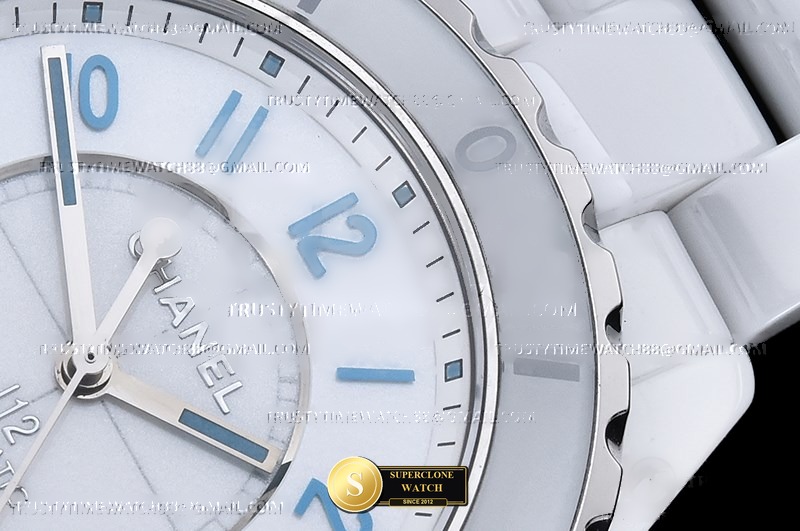 Chanel Ref. CHA025E HT - Lateral Bezel & Sapphire Crystal Profile (Photo 6 of 23)
