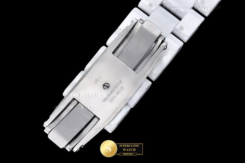 Chanel Ref. CHA025G HT - Crown Guard & Dial Lume Verification (Photo 14 of 23)