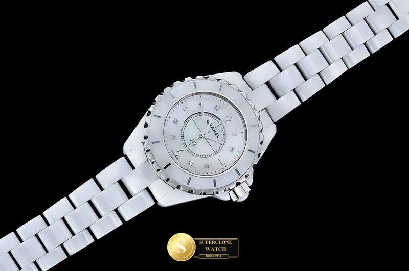 Chanel Ref. CHA027E HT - Lug-to-Lug & Rehaut Engraving View (Photo 5 of 21)
