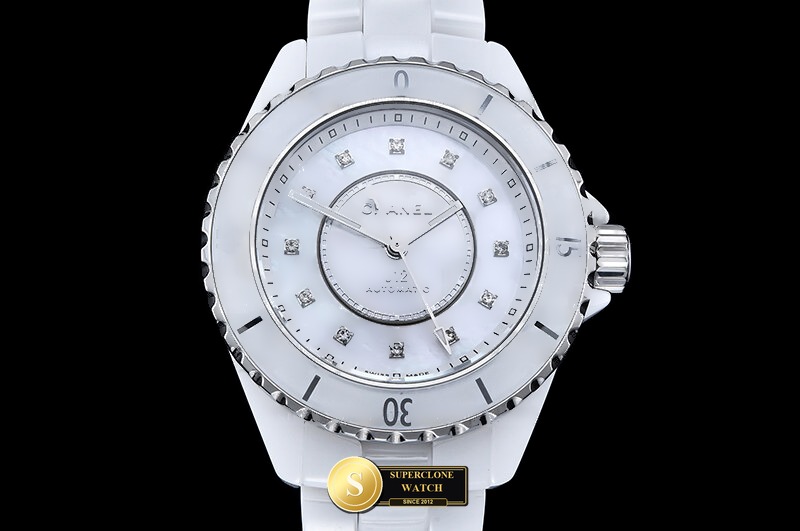 Chanel Ref. CHA028B HT - Clasp & Solid 904L Bracelet Detail (Photo 3 of 22)