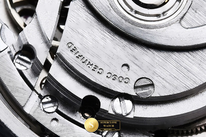 Chanel Ref. CHA028B HT - On-Wrist Presence & Case Thickness View (Photo 19 of 22)