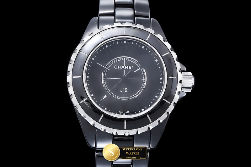 Chanel Ref. CHA028C HT - Clasp & Solid 904L Bracelet Detail (Photo 3 of 20)