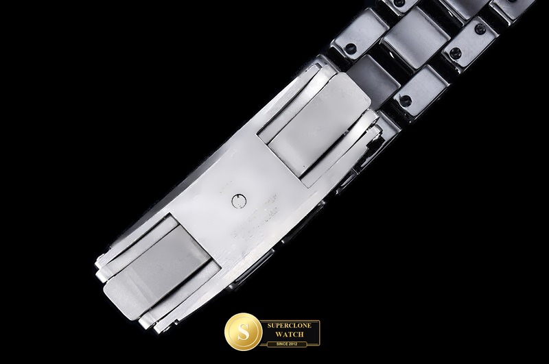 Chanel Ref. CHA028C HT - Crown Guard & Dial Lume Verification (Photo 14 of 20)
