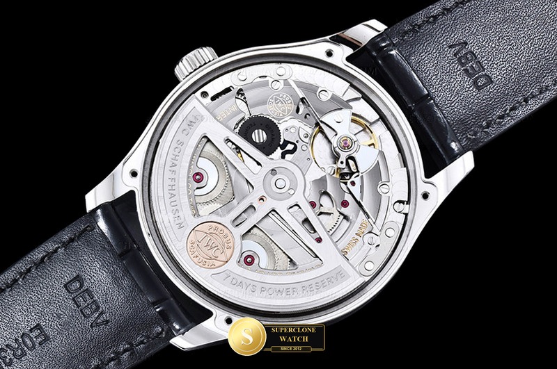 IWC Schaffhausen Ref. IWC0559C APSF - On-Wrist Presence & Case Thickness View (Photo 21 of 28)