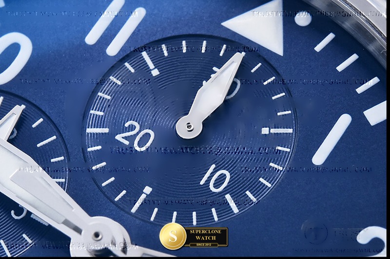 IWC Schaffhausen Ref. IW388102 APSF - On-Wrist Presence & Case Thickness View (Photo 11 of 30)