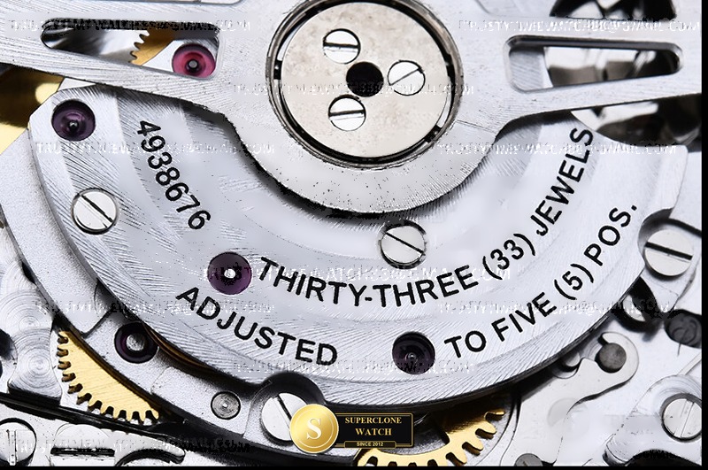 IWC Schaffhausen Ref. IW388102 APSF - On-Wrist Presence & Case Thickness View (Photo 25 of 30)