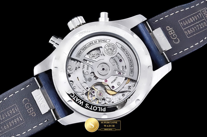 IWC Schaffhausen Ref. IW388101 OCTA - On-Wrist Presence & Case Thickness View (Photo 19 of 31)