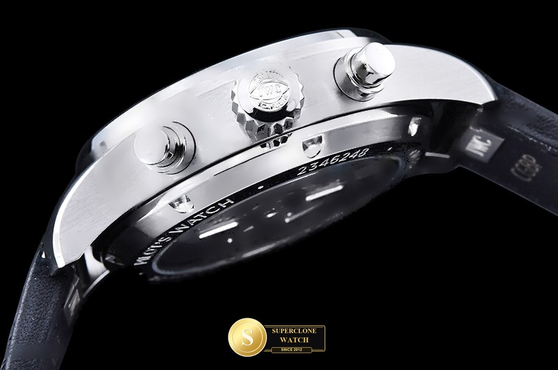 IWC Schaffhausen Ref. IW388101 OCTA - On-Wrist Presence & Case Thickness View (Photo 17 of 31)